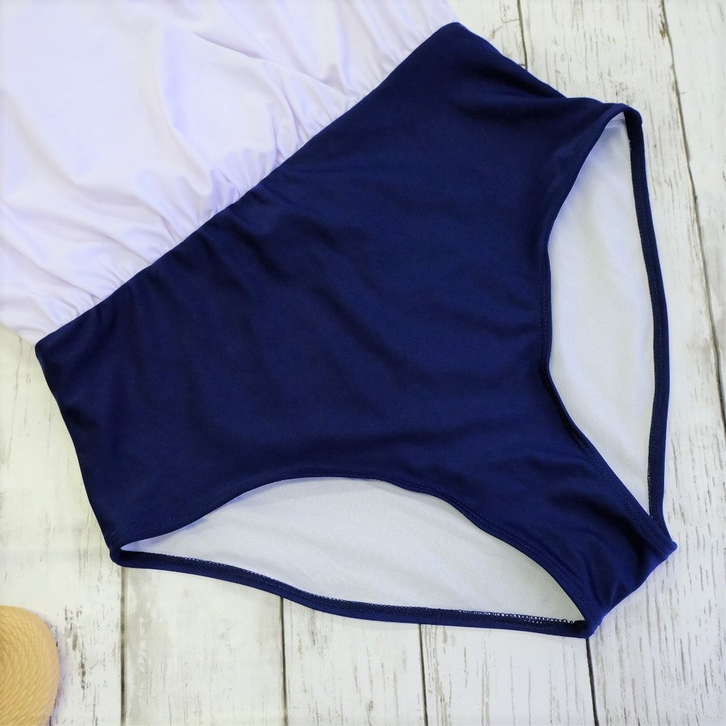ホルターネックバイカラーワンピース水着 nevy×white | rachagirl